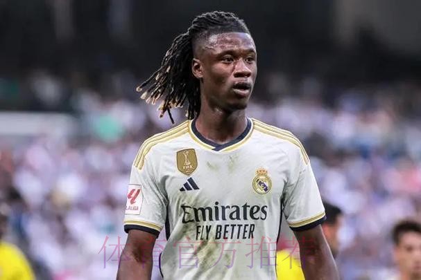 卡马文加谈伤情:膝盖有点疼 周三上午将接受检查